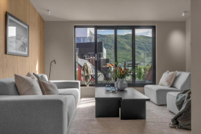 The Loft - Central Top Floor Apartment with 4 bedrooms